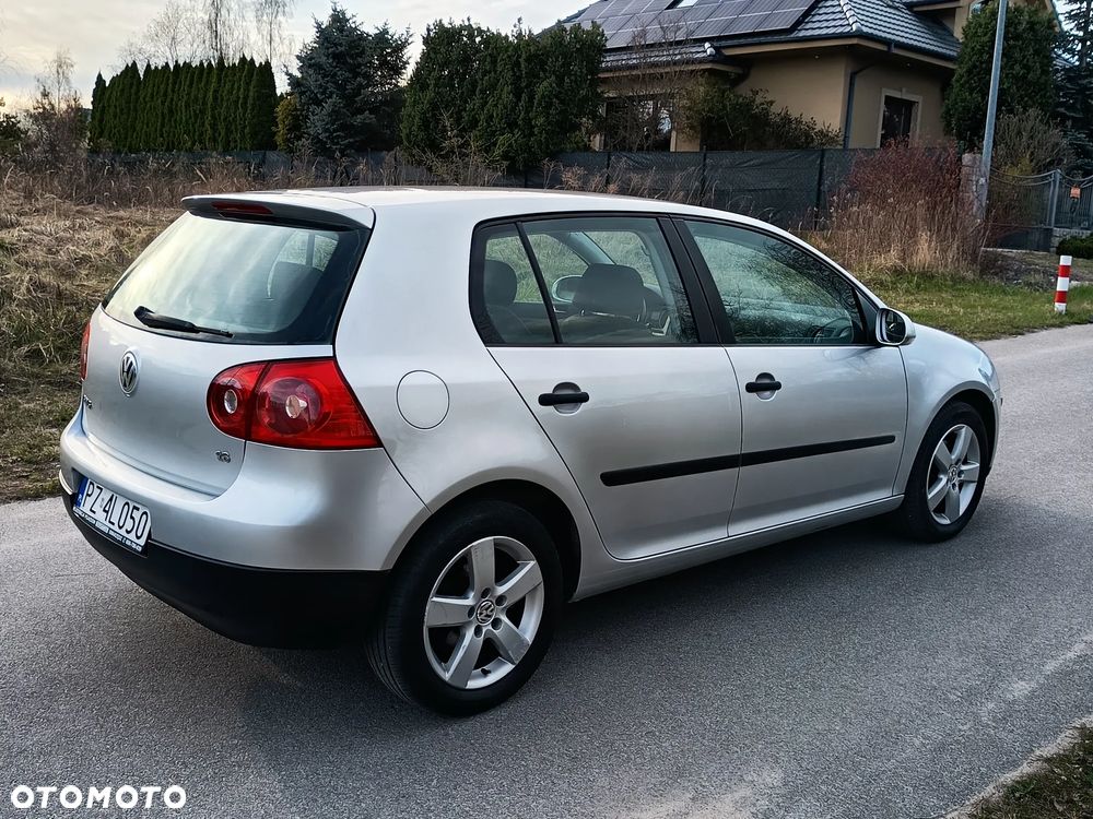 Volkswagen Golf 1.6 Sportline - 4