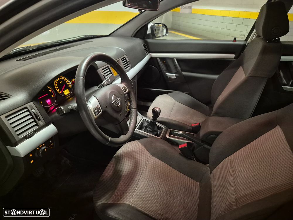 Opel Vectra 1.9 CDTi Elegance - 18