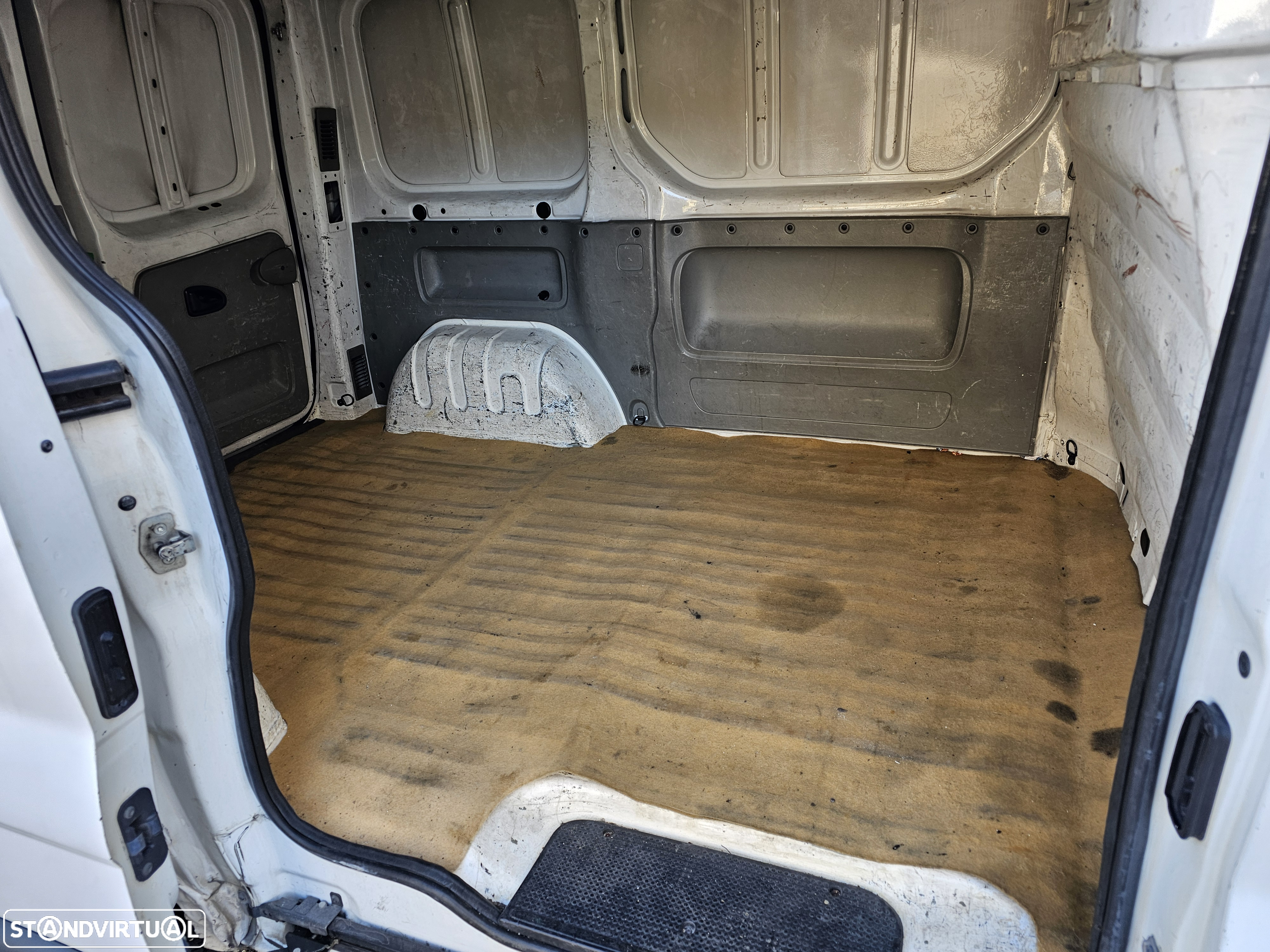Renault trafic - 12