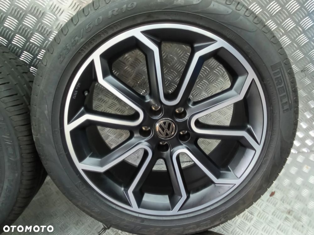 Koła Vw Taygo Tiguan Skoda Kodiaq Seat Terraco Audi Q3 8Jx19 et39 5x112 - 3