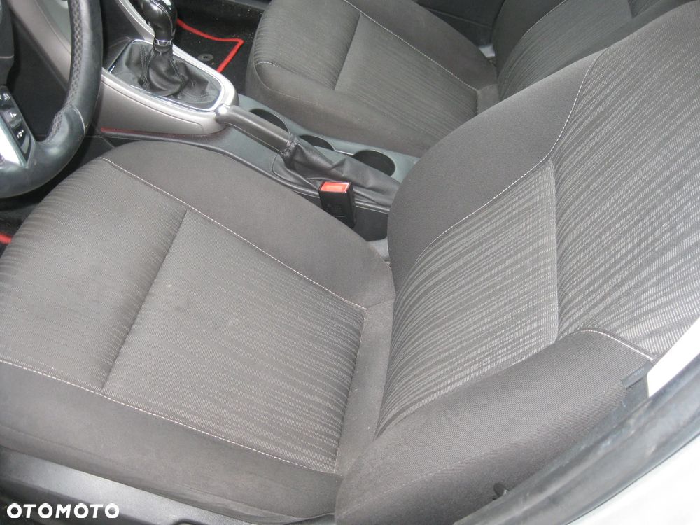 fotel astra j - 1