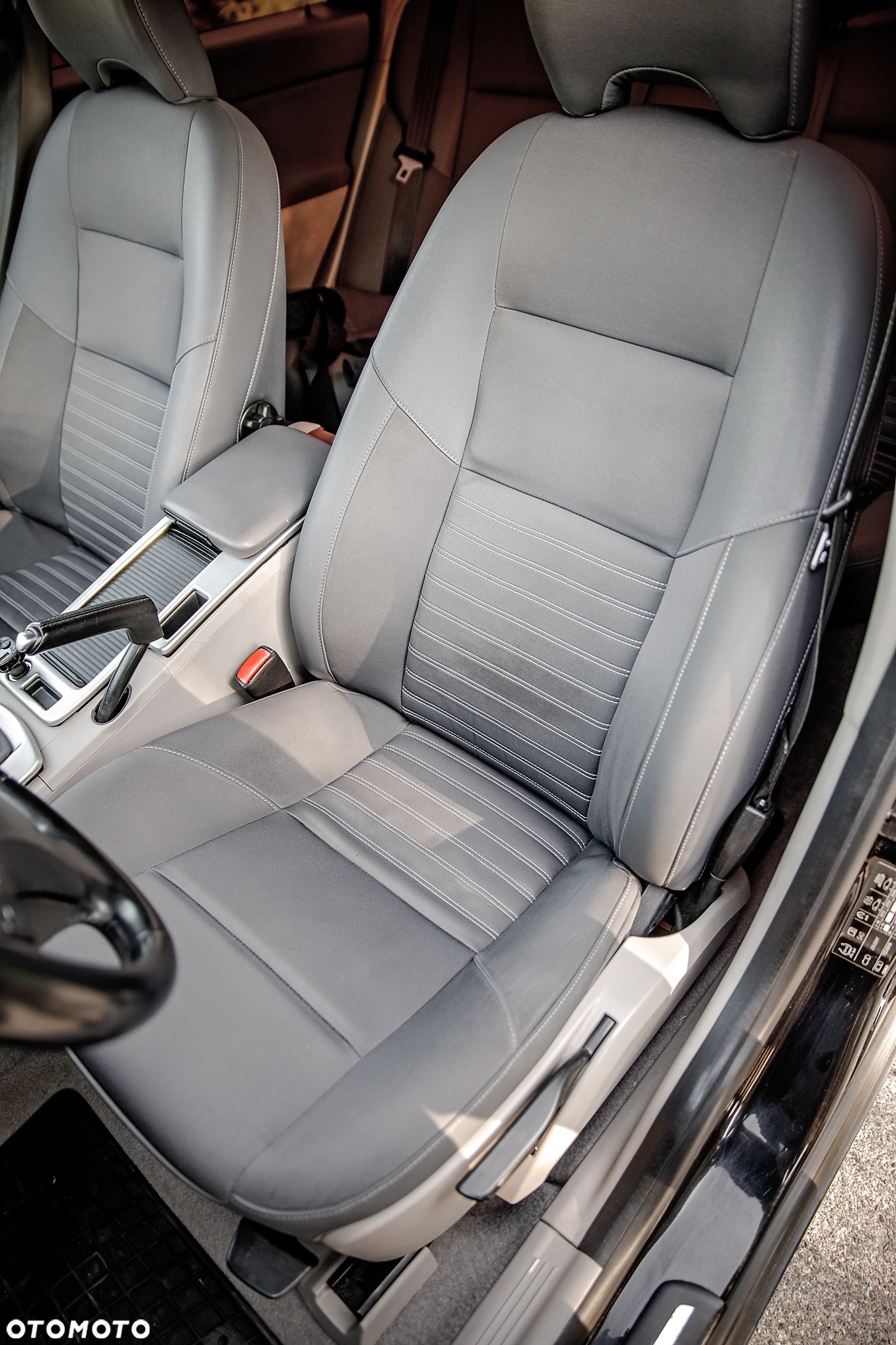 Volvo S40 2.0 - 17