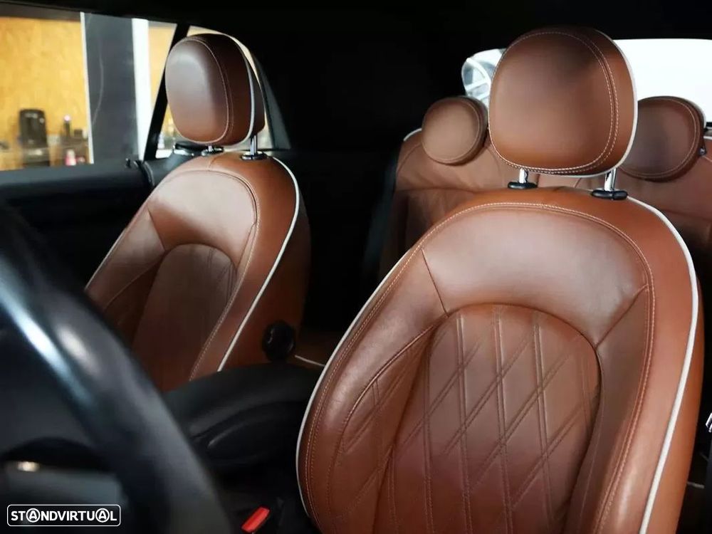 MINI Cabrio Cooper SD Auto Desportiva - 19