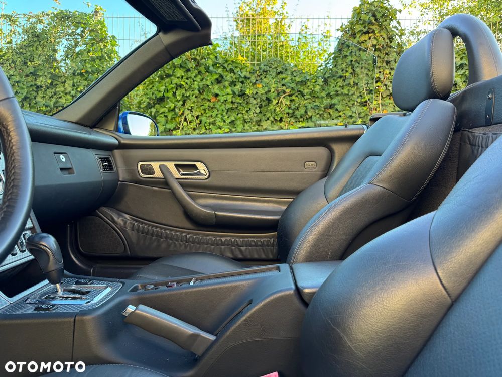 Mercedes-Benz SLK - 32