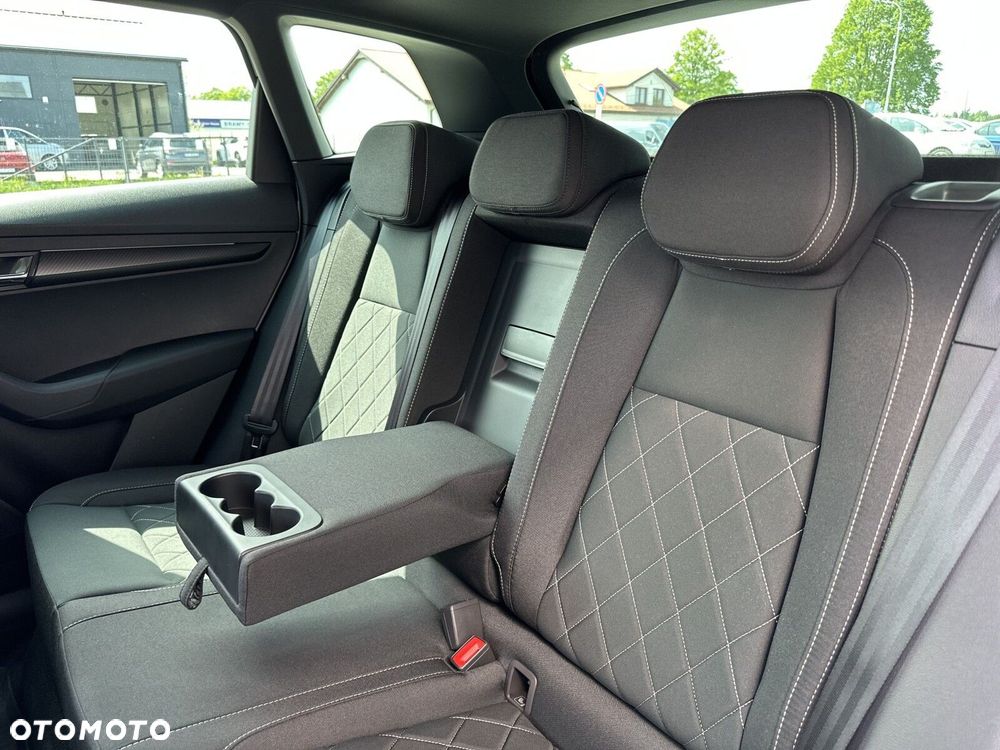Skoda Karoq 1.5 TSI ACT Sportline DSG - 26