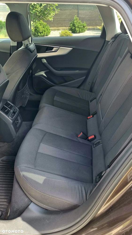 Audi A4 Avant - 8