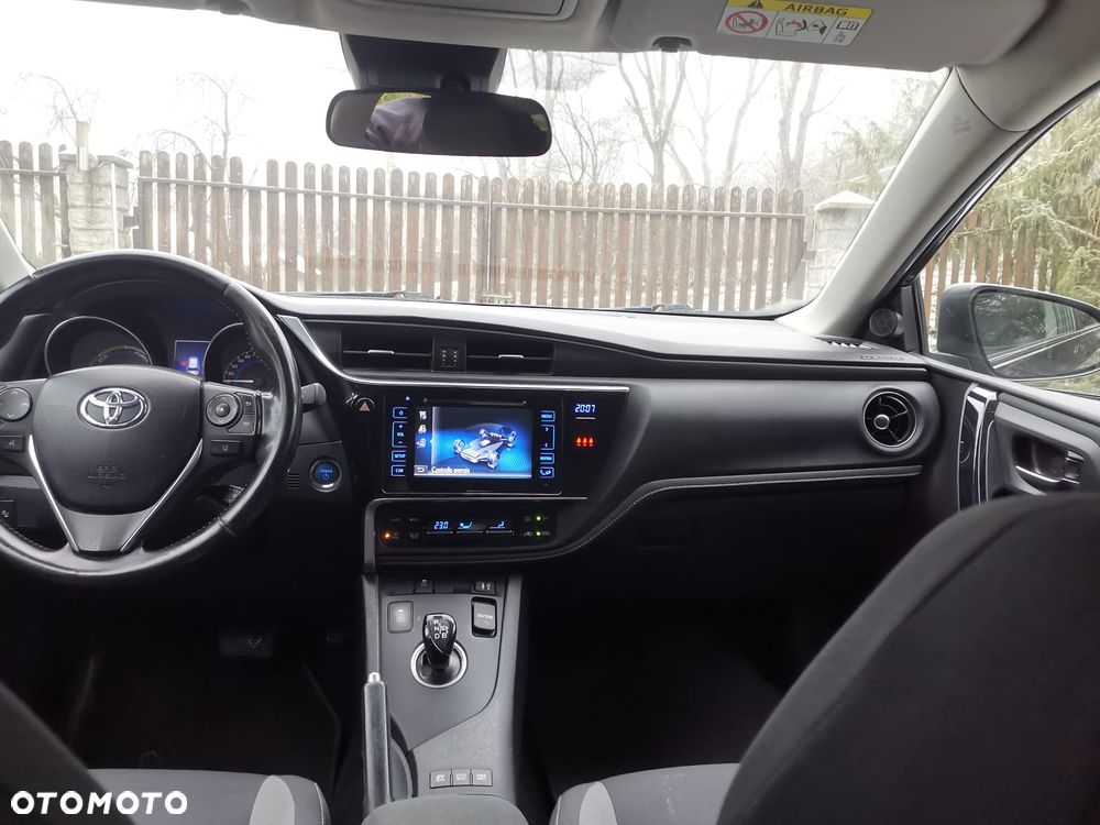 Toyota Auris 1.8 VVT-i Automatik Executive - 8