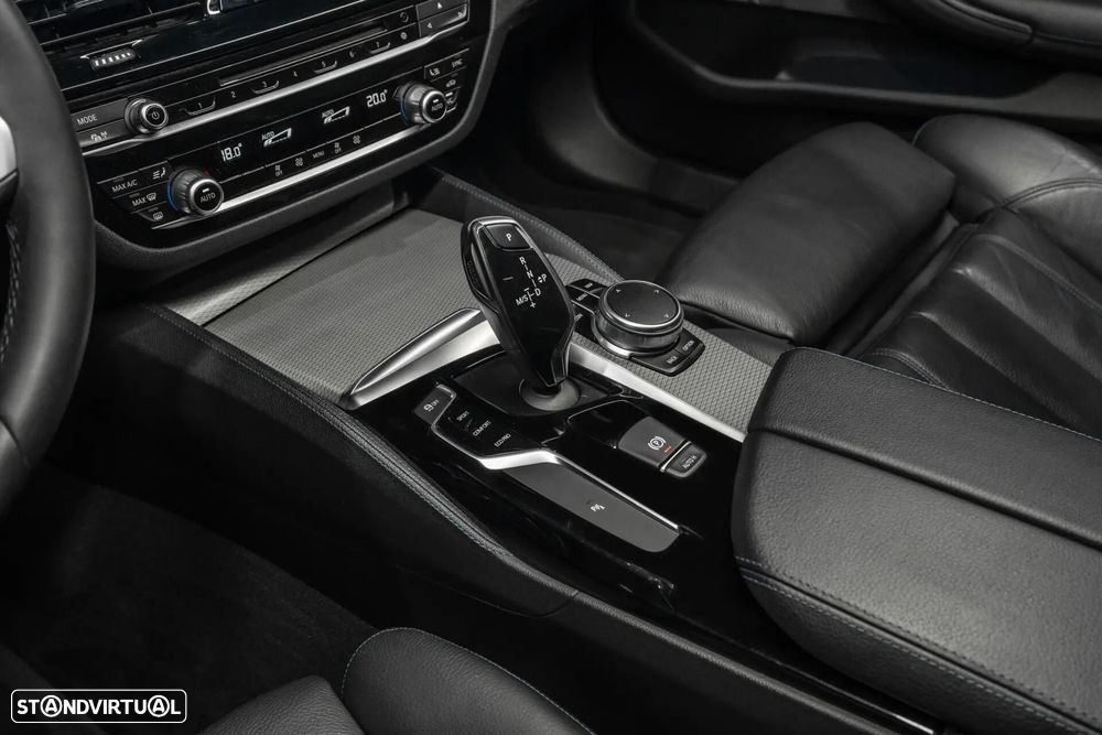 BMW 520 d Pack M Auto - 17