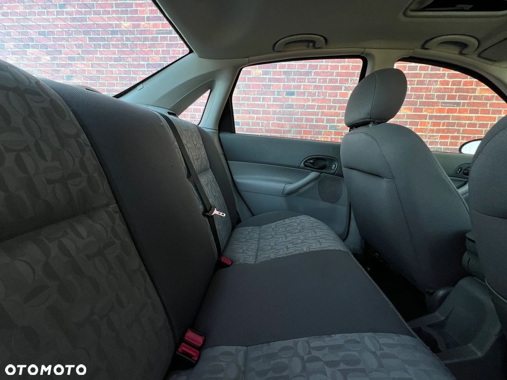 Ford Focus 2.0 SE Wagon - 17