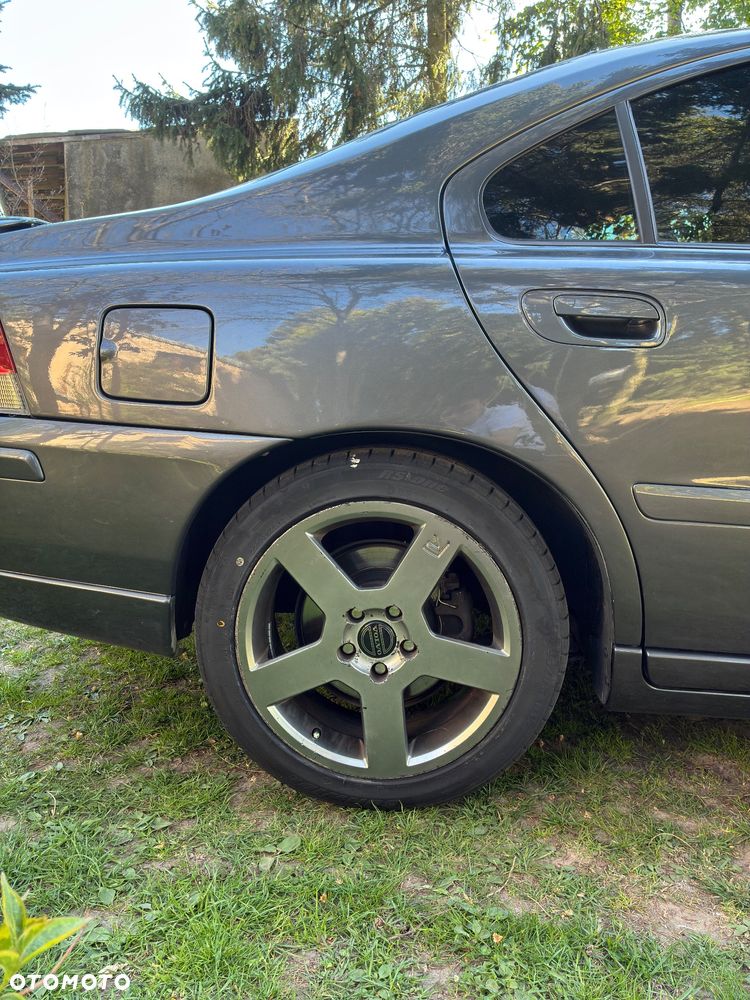 Volvo S60 2.4D5 Diament - 29