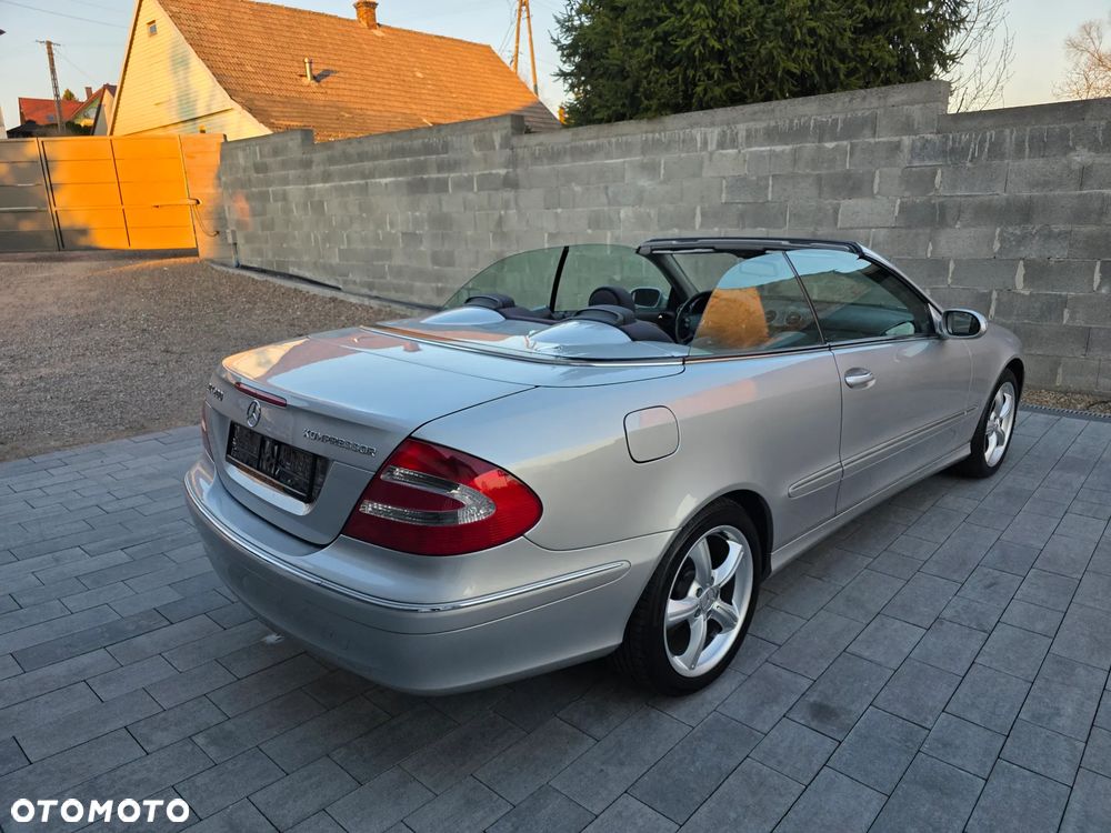 Mercedes-Benz CLK - 6