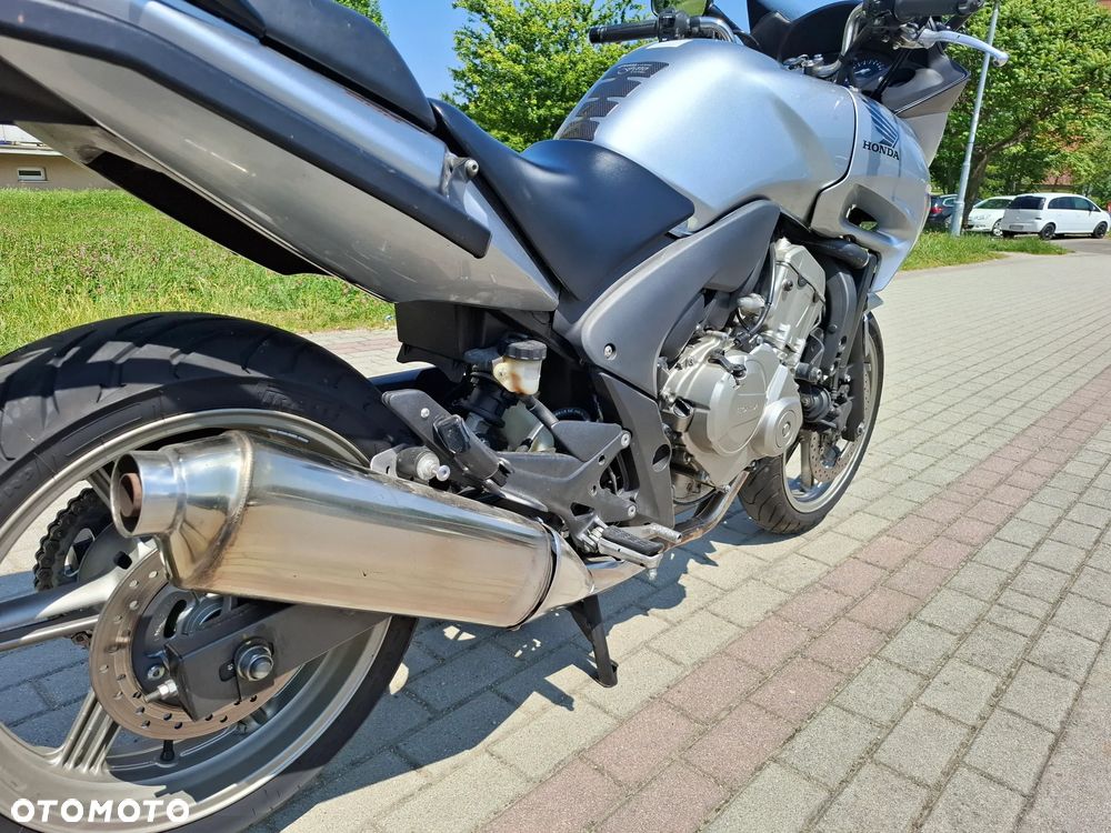 Honda CBF - 33