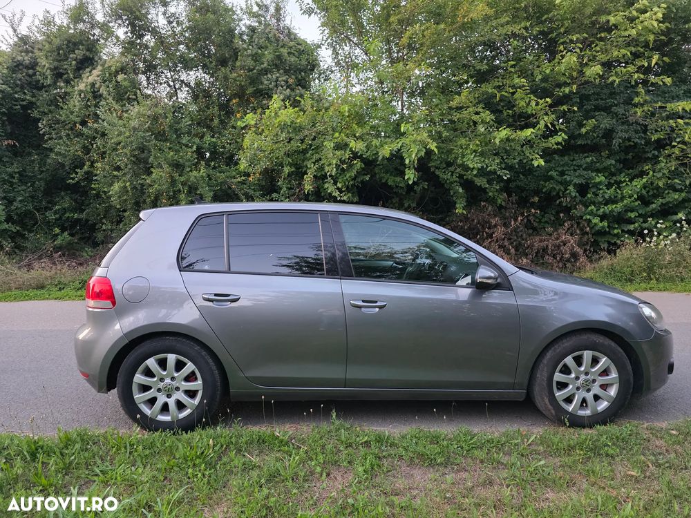 Volkswagen Golf 1.6 TDI DPF Comfortline - 4