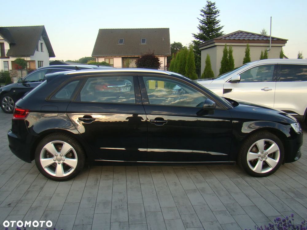 Audi A3 Sportback 1.8 TFSI Attraction - 13