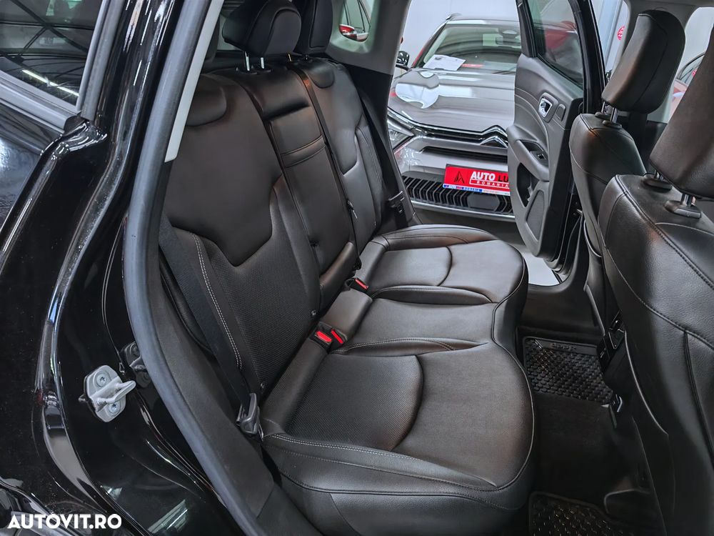 Jeep Compass 1.5 GSE T4 48V e-Hybrid Automatik - 26