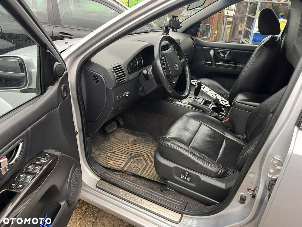 Kia Sorento - 8