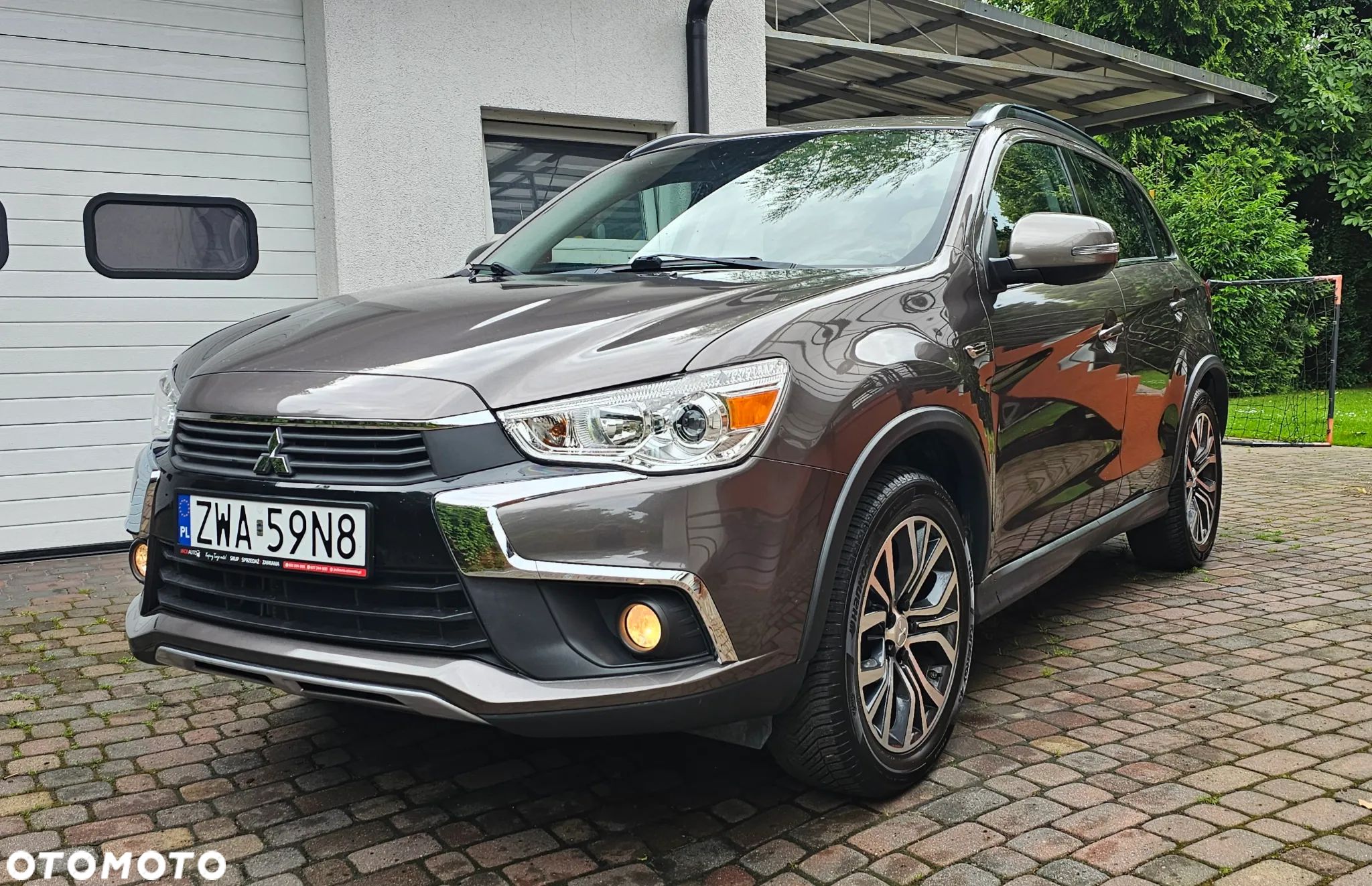 Mitsubishi ASX 1.6 2WD Edition 100+ - 1