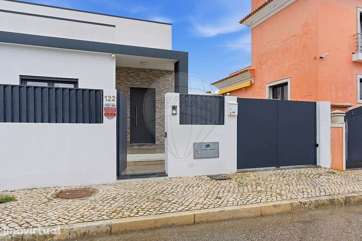 Moradia T4 para venda - Grande imagem: 3/46