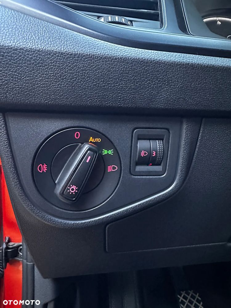 Volkswagen Polo 1.0 SOUND - 21