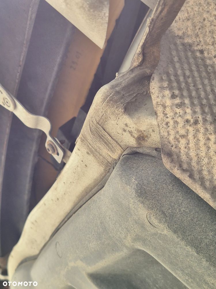 Mercedes-Benz CLS 500 - 12