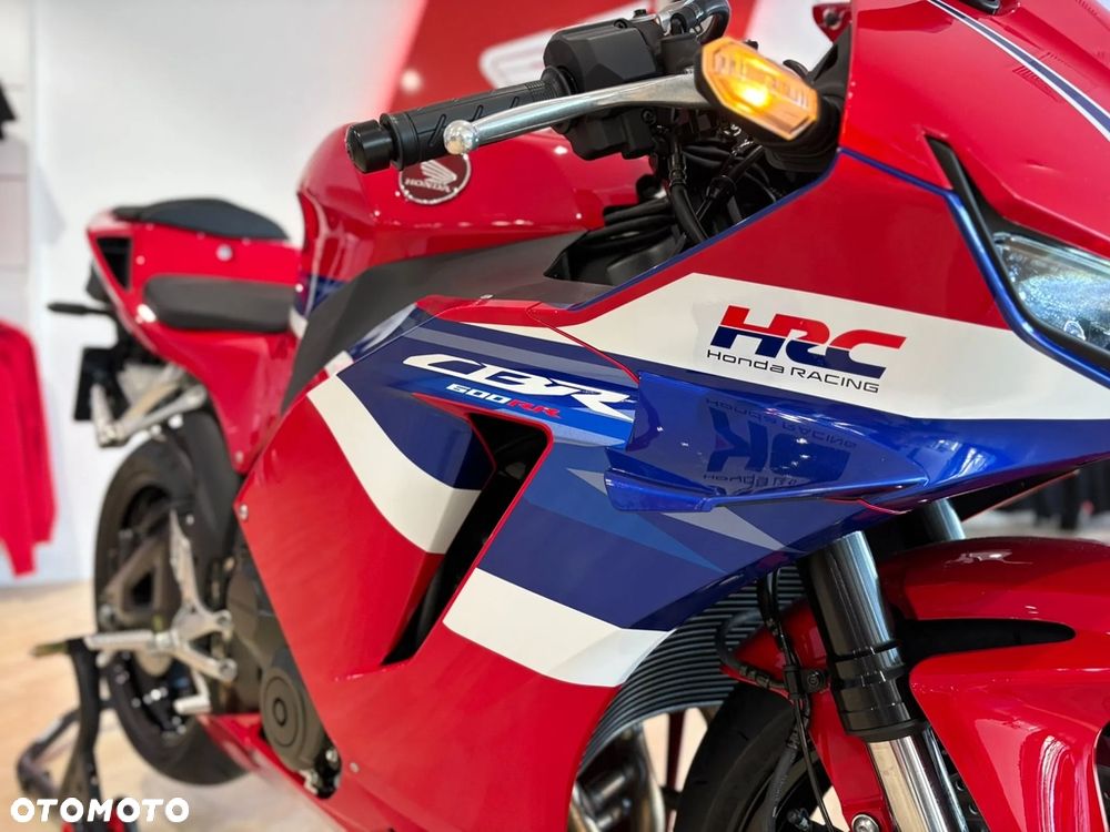 Honda CBR - 7
