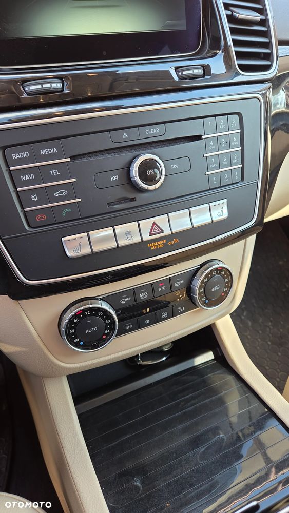 Mercedes-Benz GLE - 9