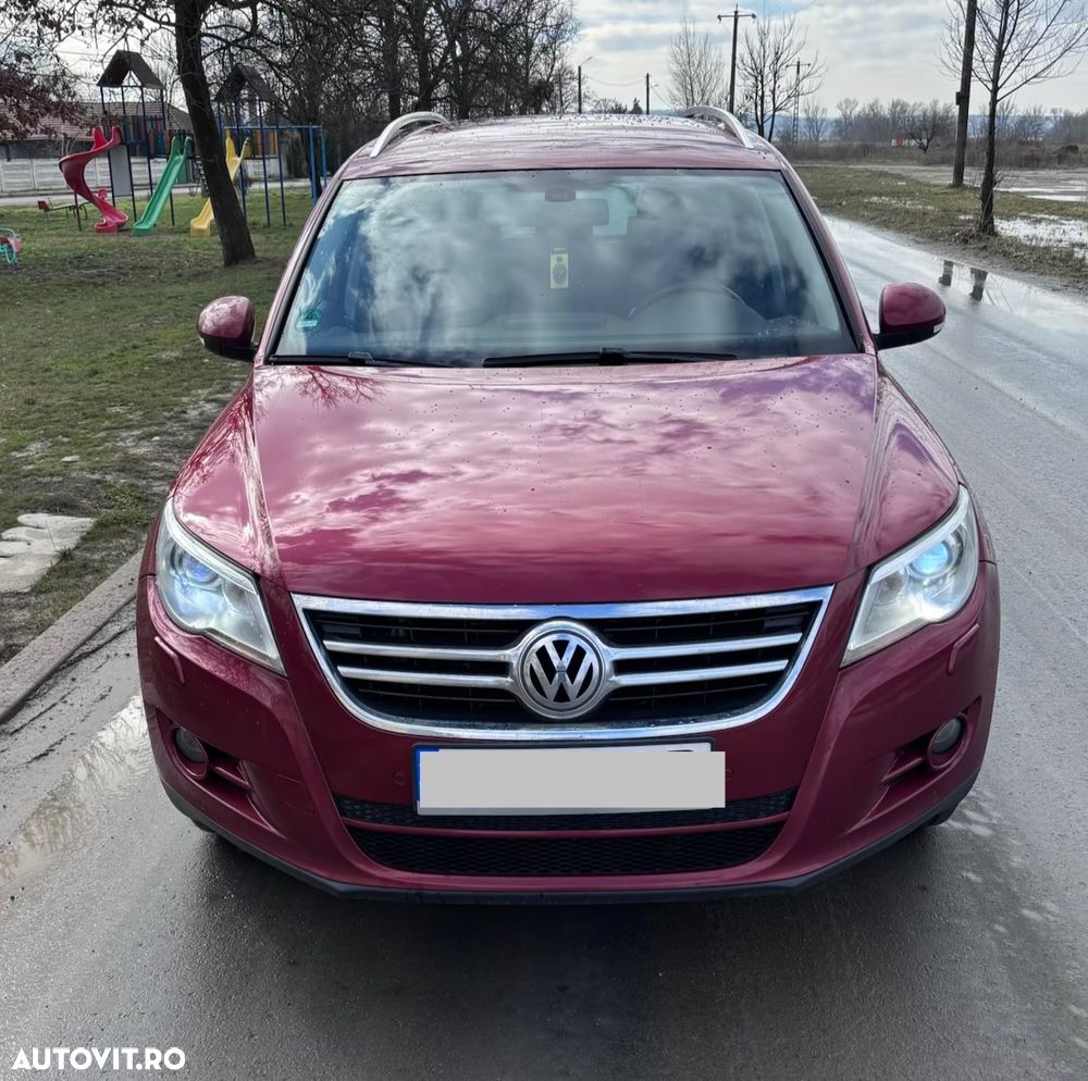 Volkswagen Tiguan - 2