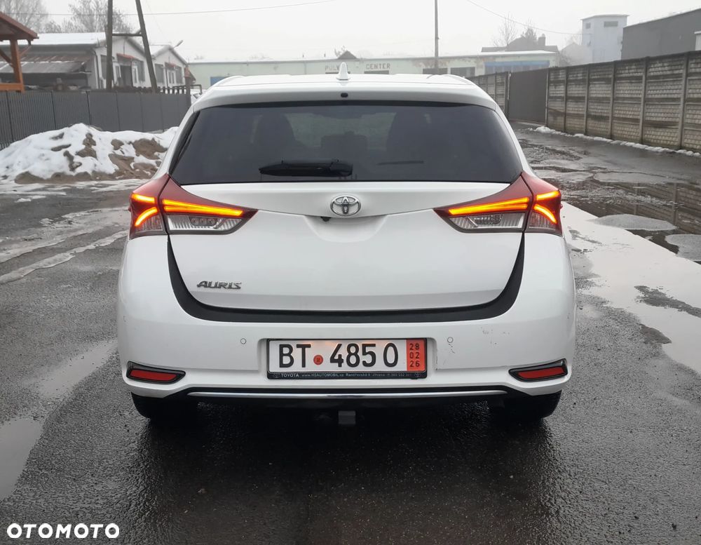 Toyota Auris 1.6 Premium Comfort - 7