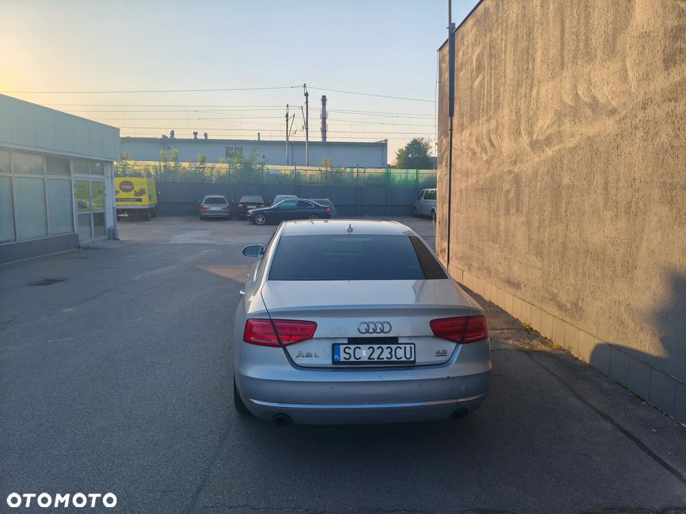 Audi A8 4.2 FSI L Quattro - 13