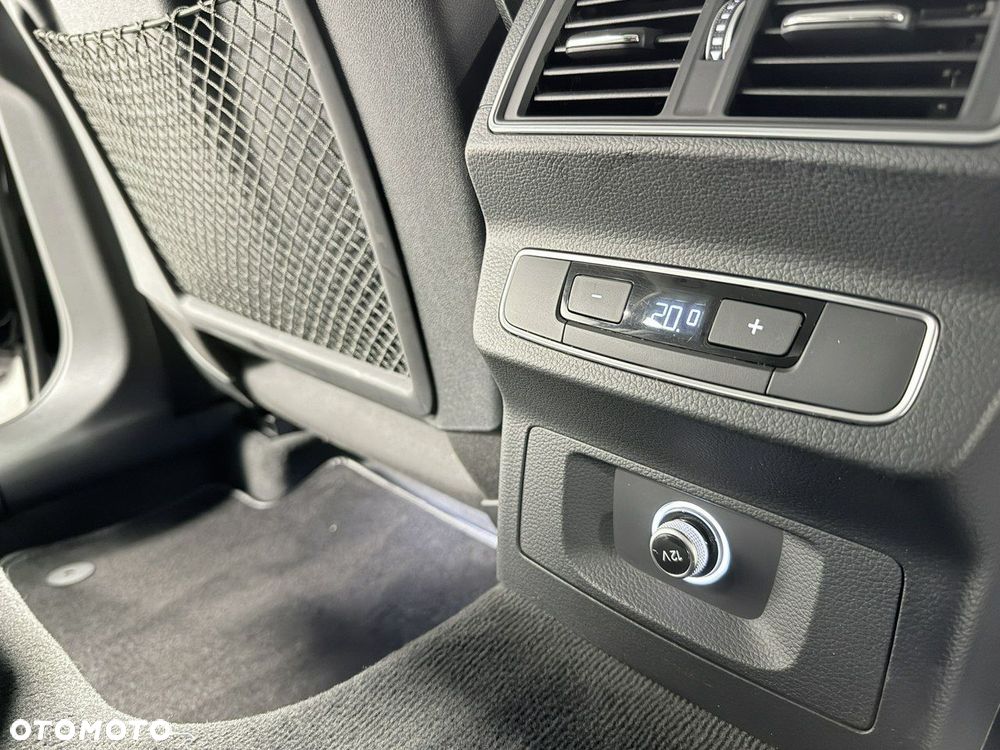 Audi Q5 45 TFSI quattro S tronic design - 32