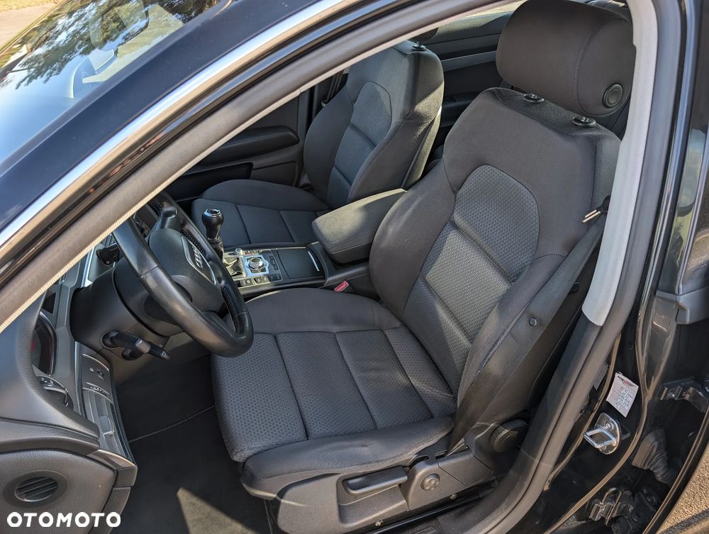 Audi A6 Limousine 2.4 - 29