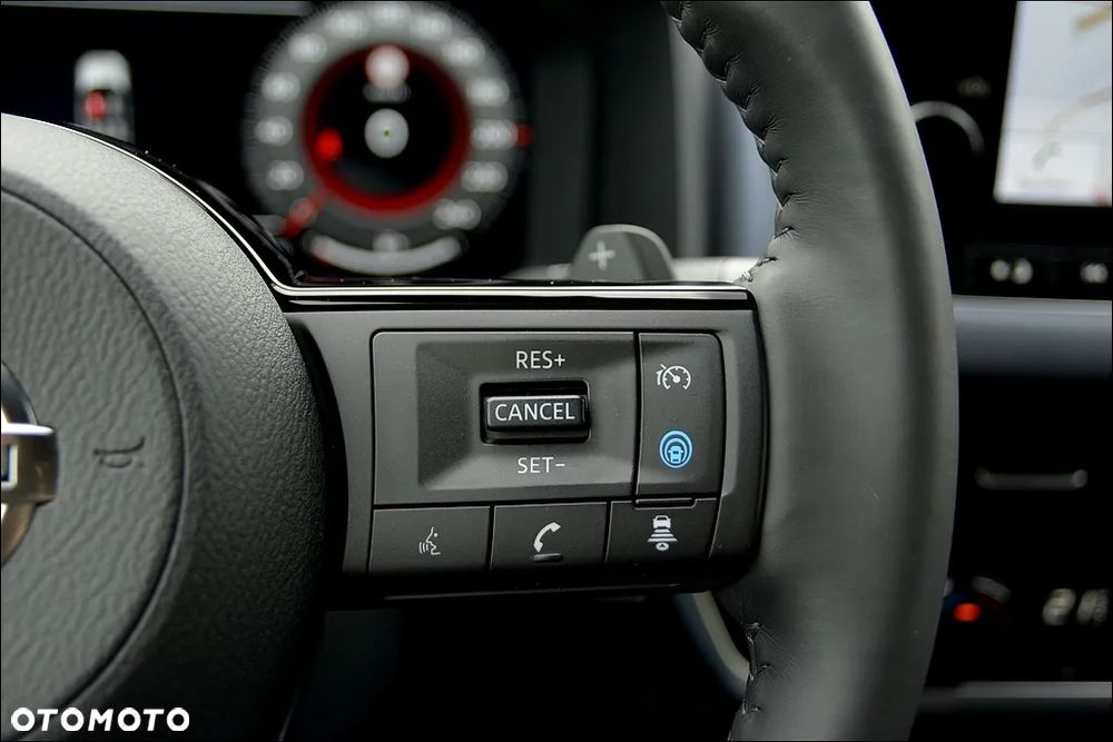 Nissan Qashqai 1.3 DIG-T MHEV Xtronic Tekna - 29