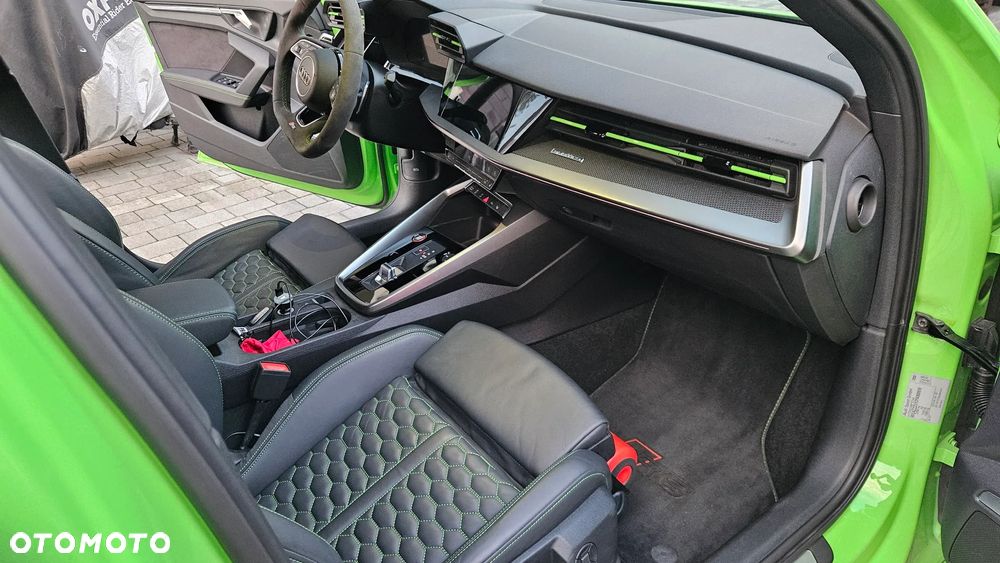 Audi RS3 Limousine - 10