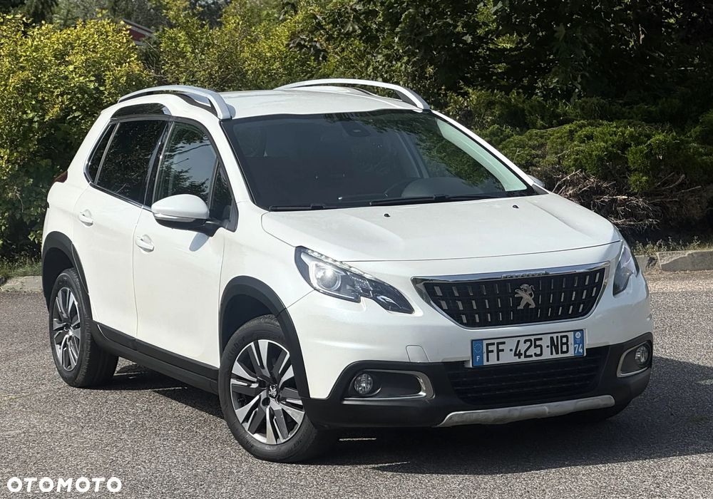 Peugeot 2008 PureTech 110 GPF Stop&Start EAT6 Allure - 13