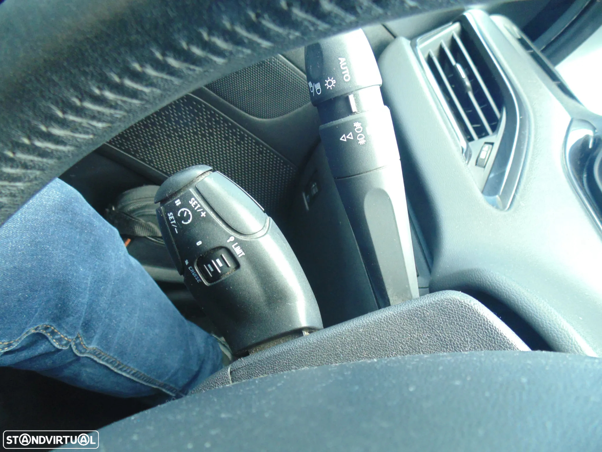 Peugeot 208 1.4 HDi Active - 24