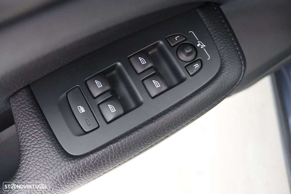 Volvo V60 2.0 T6 AWD TE Inscription - 22