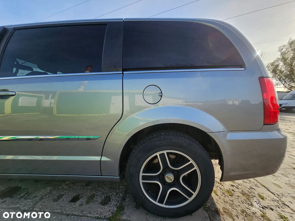 Chrysler Town & Country 3.6 Touring - 10