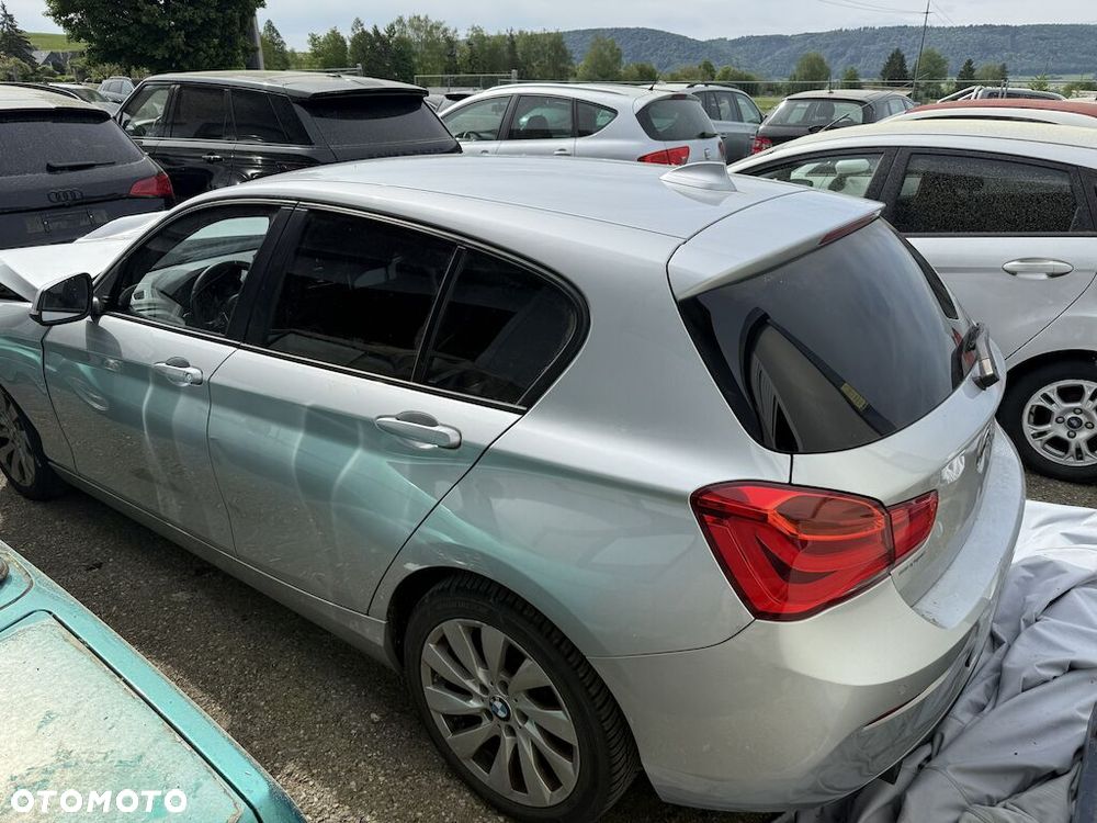 BMW Seria 1 116d Sport Line - 2