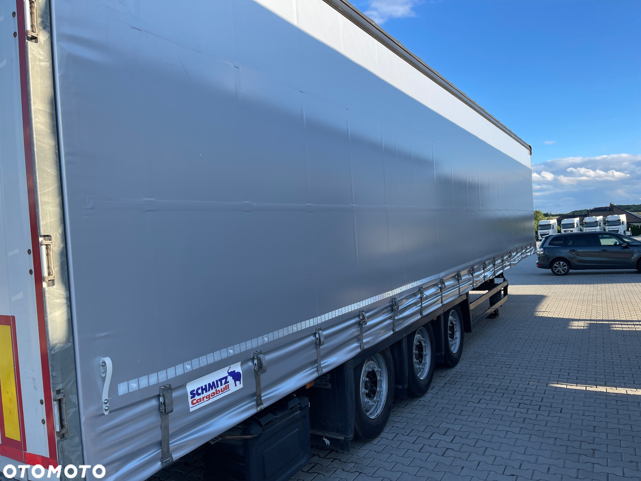 Schmitz Cargobull Varios Mega Podnoszony Dach Nowe Plandeki i Dach 2016 - 2