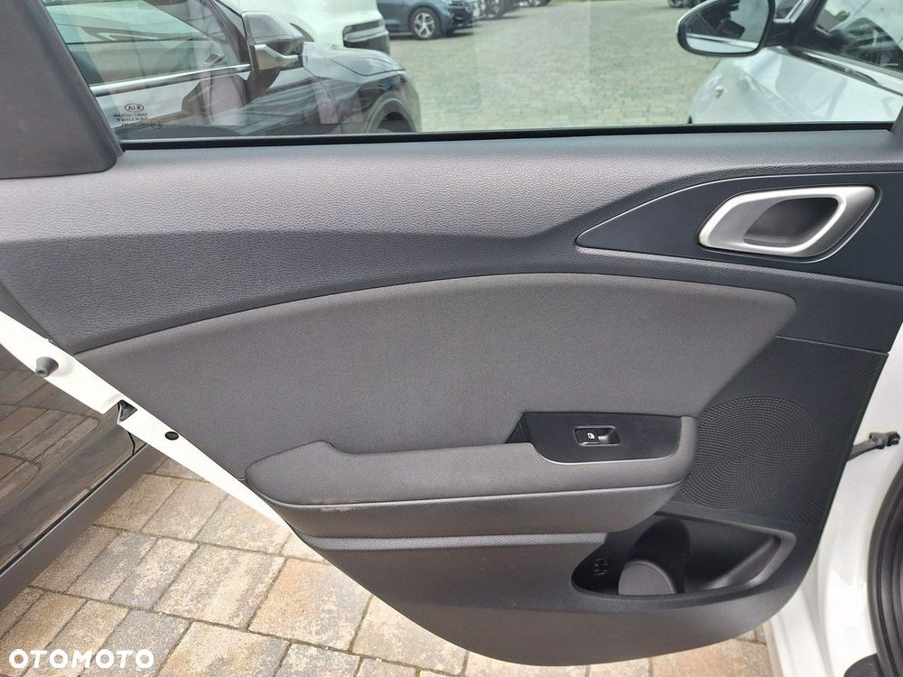 Kia Ceed 1.4 T-GDI M - 23