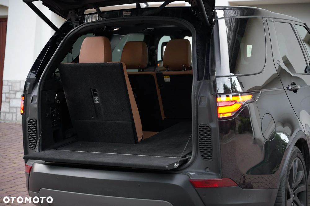 Land Rover Discovery 3.0 Si6 HSE Luxury - 25