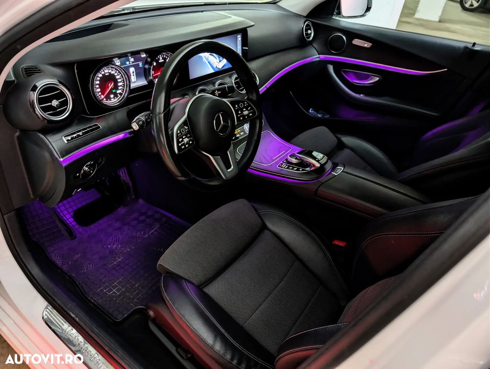 Mercedes-Benz E 220 d T-Modell Aut - 4