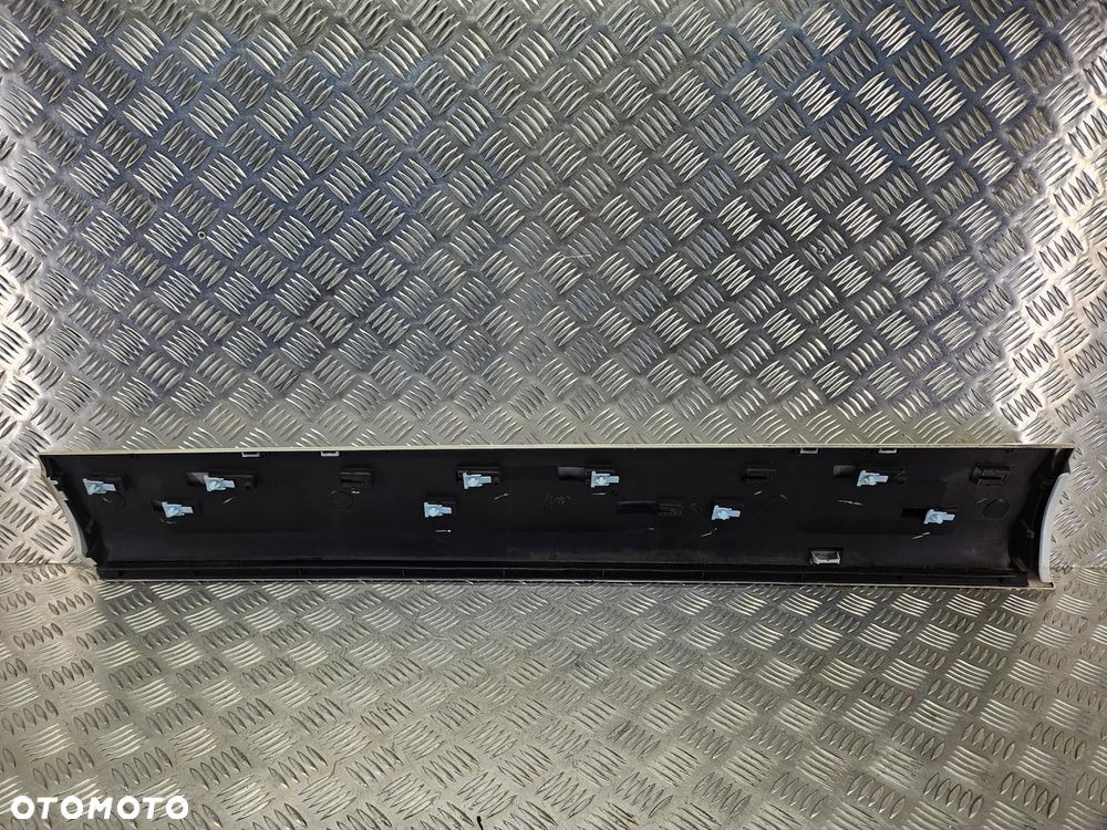 AUDI Q7 4L LIFT 09-15R LISTWA DOLNA S-LINE LISTWY DRZWI PRZOD TYL PRAWA LEWA BIALE LY9C 4L0853959 4L0853960 4L0853969 4L0853970 KOMPLET - 3