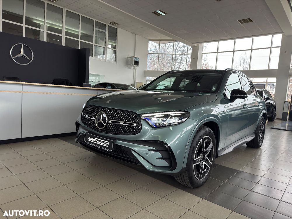 Mercedes-Benz GLC 300 e 4Matic 9G-TRONIC AMG Line Advanced - 2