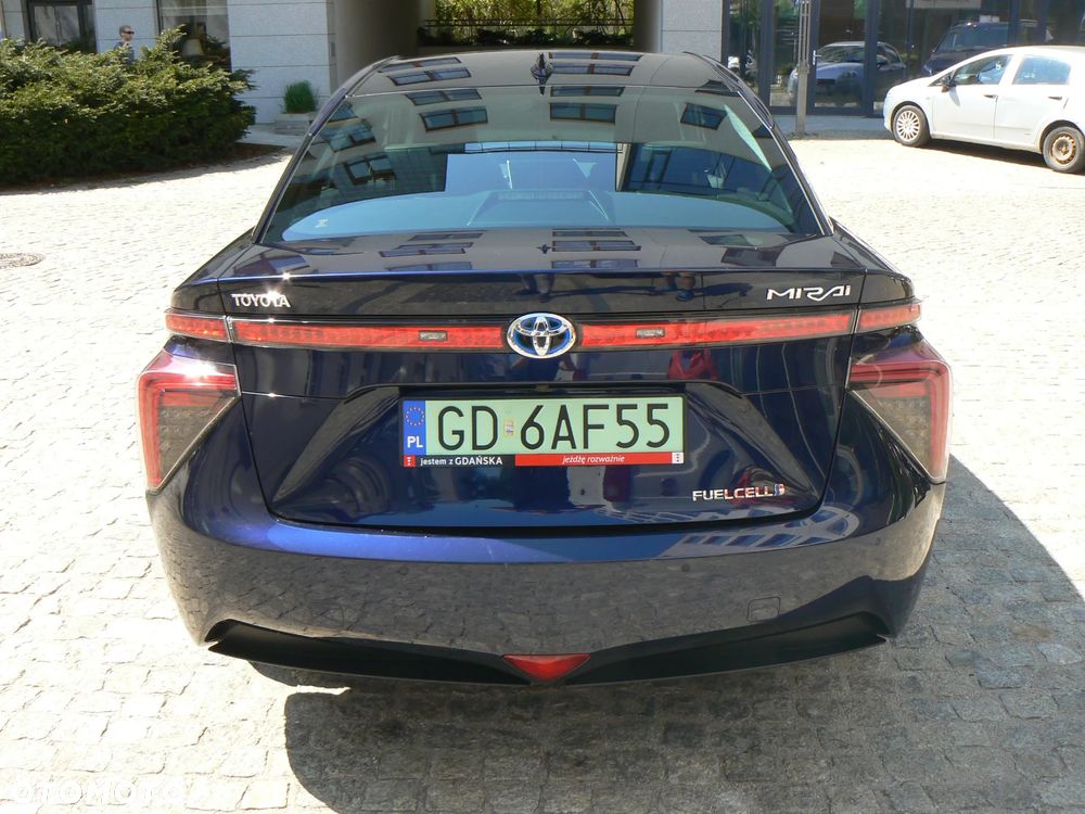 Toyota Mirai Standard - 8