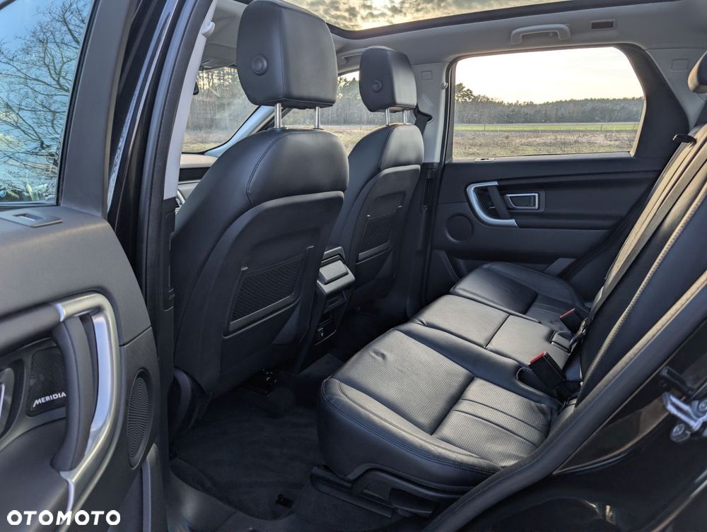 Land Rover Discovery Sport D150 R-Dynamic SE - 19