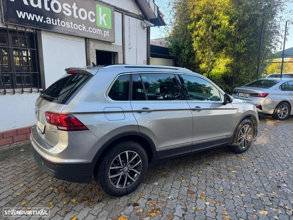 VW Tiguan 1.6 TDI Confortline - 4