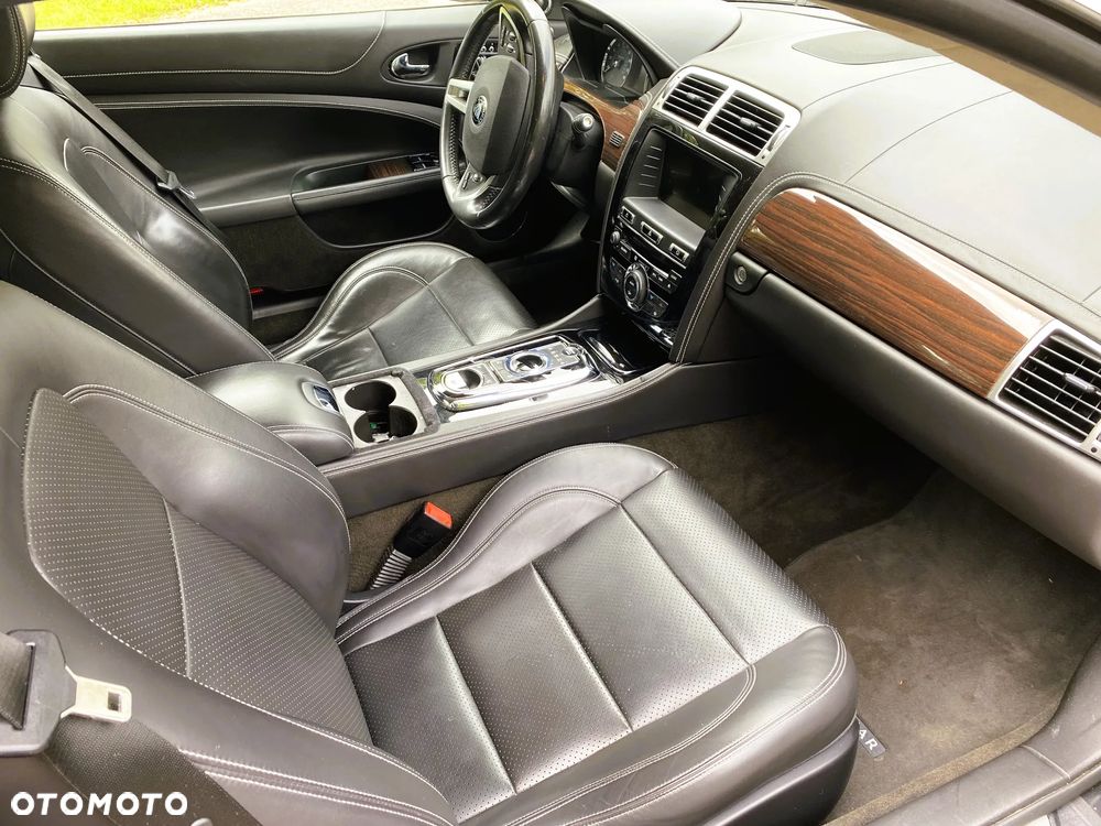 Jaguar XK 5.0 V8 Portfolio - 27