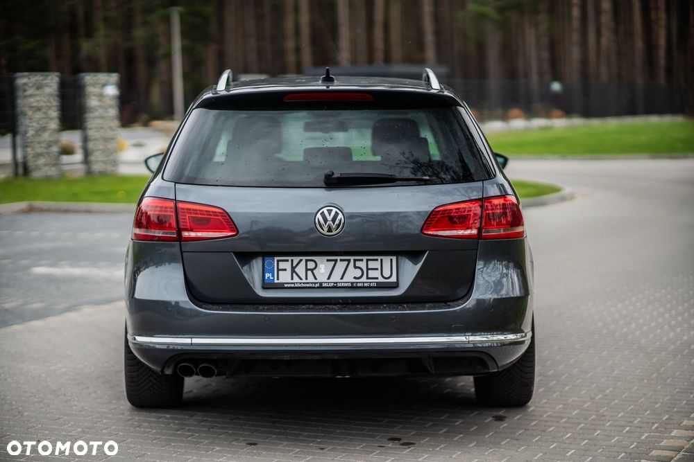 Volkswagen Passat 2.0 TDI Highline DSG - 28