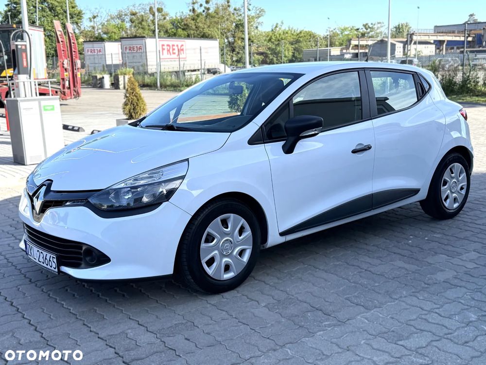 Renault Clio 1.2 16V Life - 9